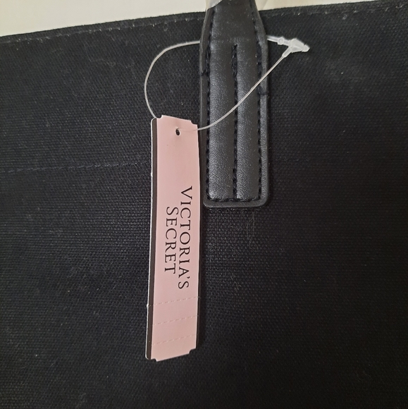 BNWT Victoria's Secret Bag - Picture 4 of 5